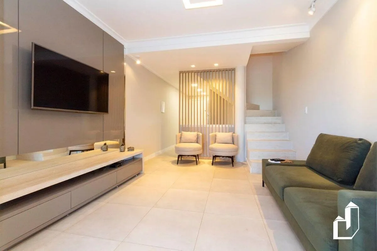 Residencial Guilhermina A Beira-Mar Com 02 Suites Bombinhas