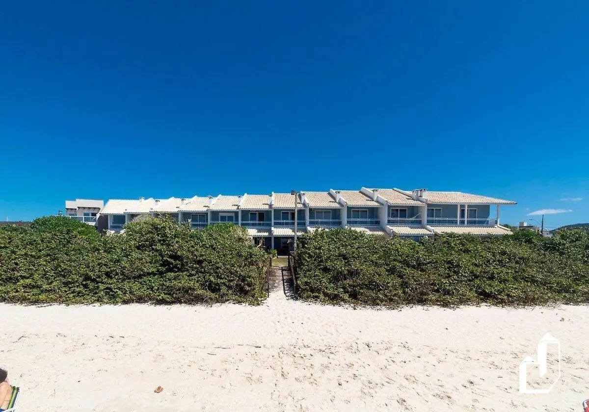 Residencial Guilhermina A Beira-Mar Com 02 Suites Bombinhas